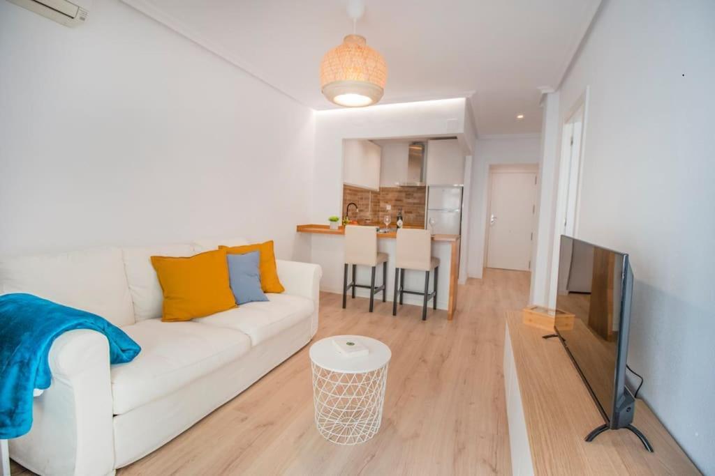 Feines Appartement Mit Hafenblick Санта Пола Экстерьер фото